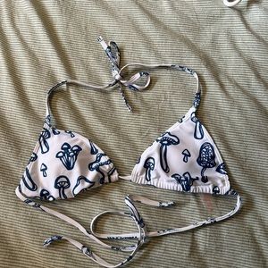 🤩 3 for $20 / Mushroom Triangle Bikini Top 🍄